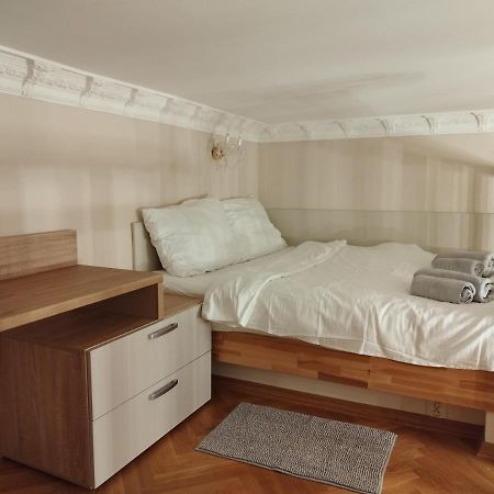 Lubert Apartmany S.R.O Prag Exterior foto