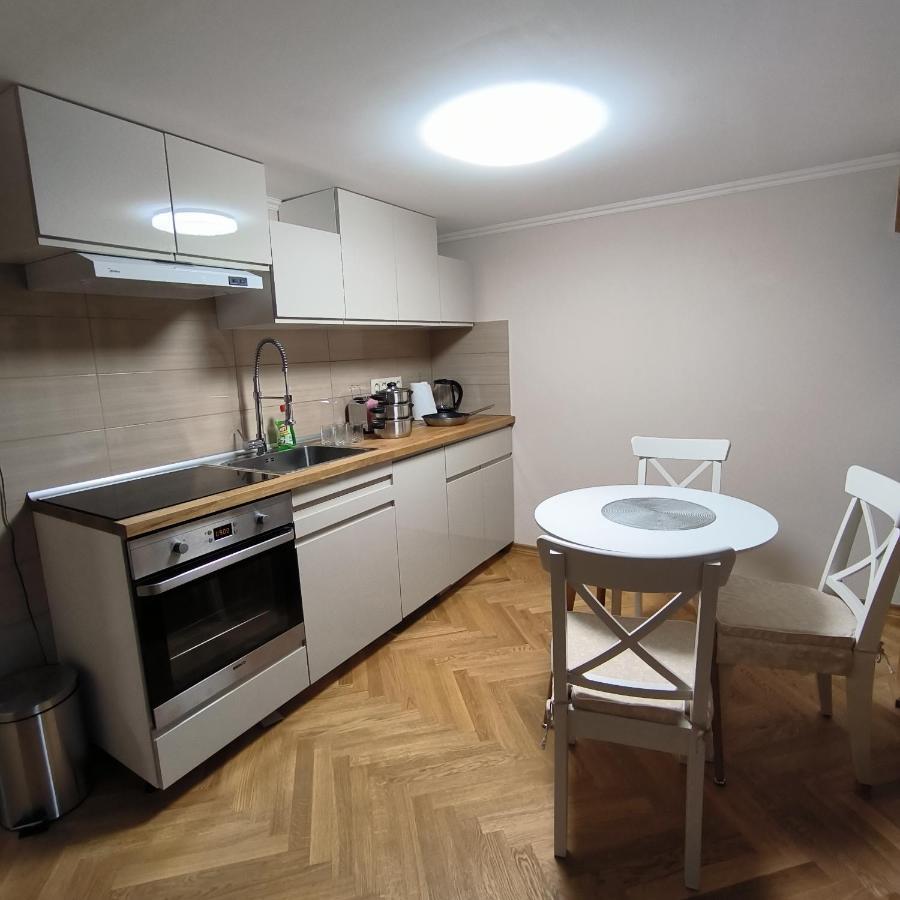 Lubert Apartmany S.R.O Prag Exterior foto