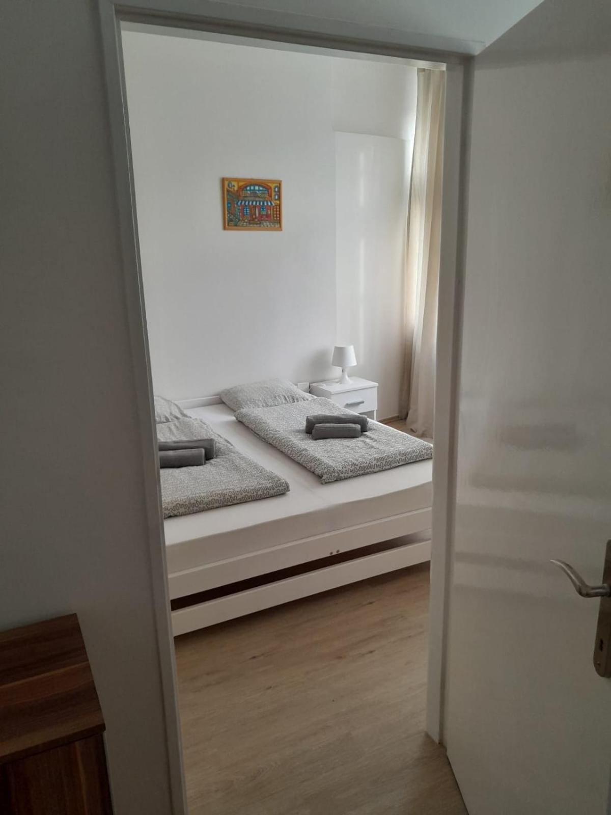 Lubert Apartmany S.R.O Prag Exterior foto